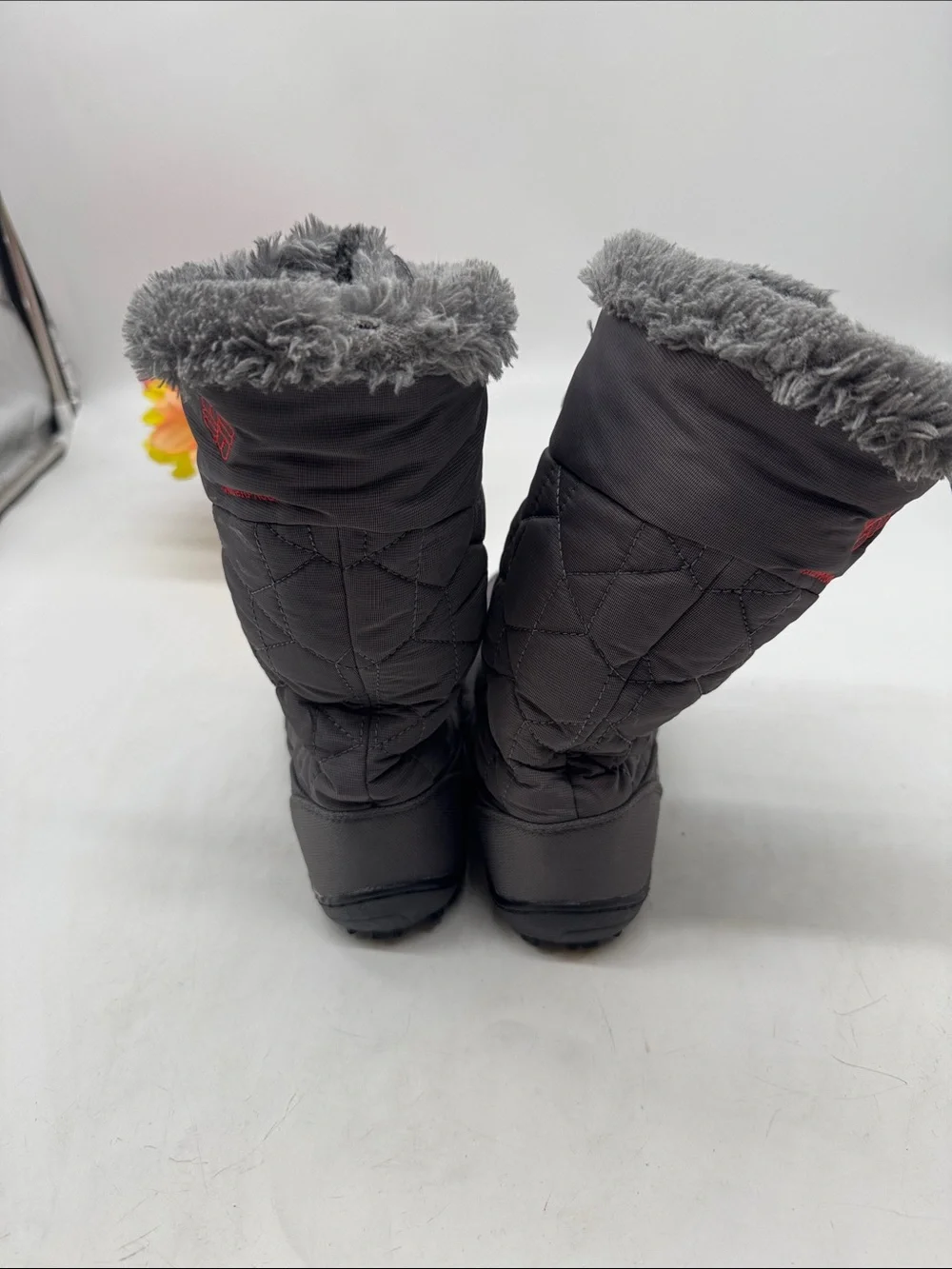 Columbia Gray Quilted Winter Lace-Up Boots with Faux Fur Trim Size 7